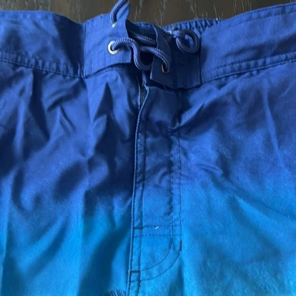 Mens Bass Pro Shop board shorts size L - Picture 3 of 4